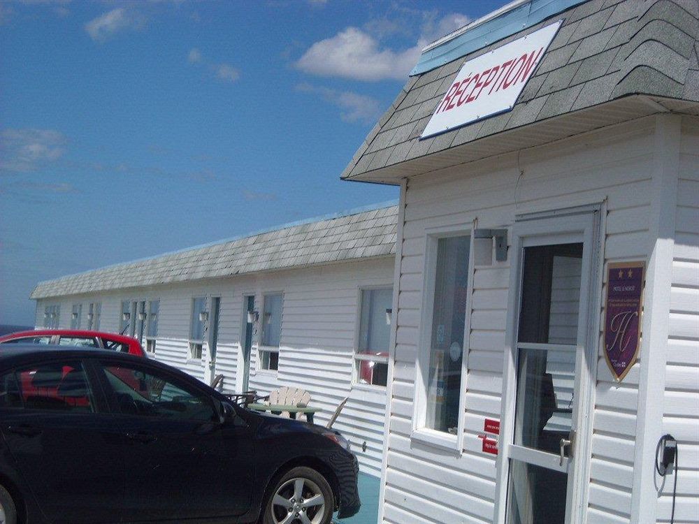 Motel Le Noroit L'Anse-au-Griffon Eksteriør bilde
