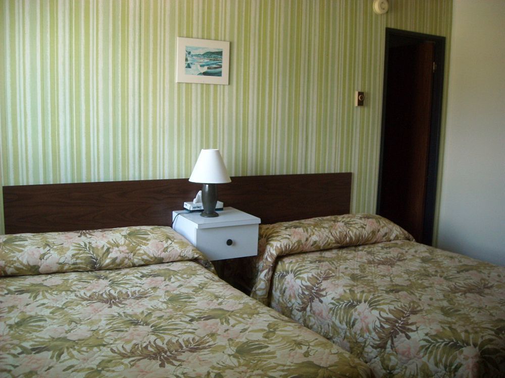 Motel Le Noroit L'Anse-au-Griffon Eksteriør bilde